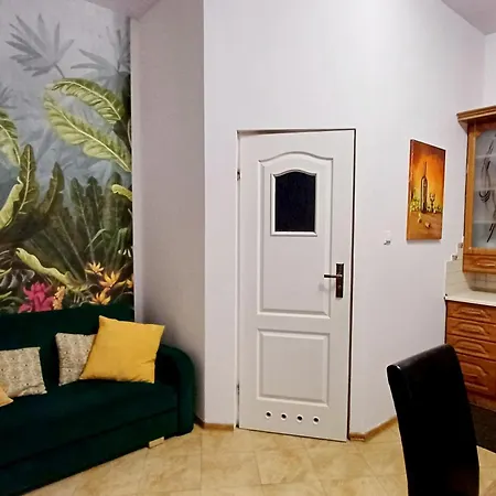 Cozy Old Town Apartment
